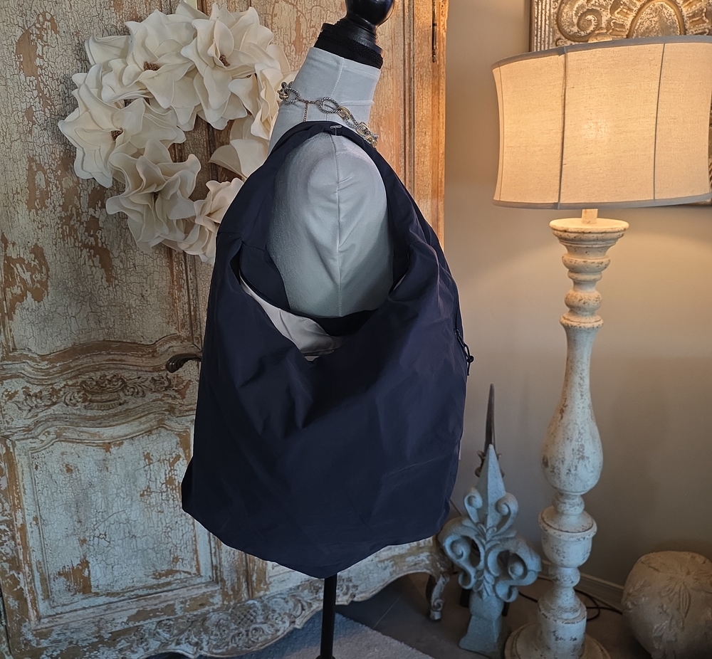 Navy EXTRA LARGE Shoulder Bag – Lightweight Everyday CarryNYLON